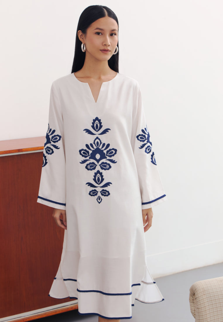 Embroidered V-Neck Midi Dress – et cetera